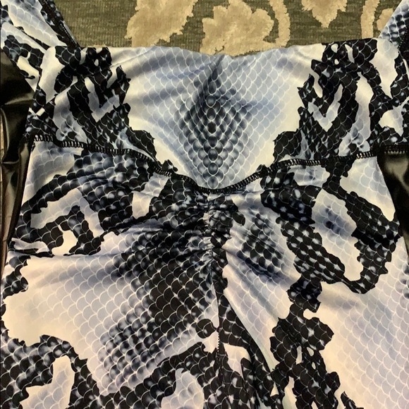 Snake print leggings - Picture 3 of 4